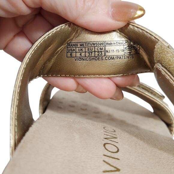VIONIC WOMENS RANDI GOLD METALLIC LEATHER COMFORT SLIDE SANDALS ADJUSTABLE SZ 6 - Picture 8 of 8
